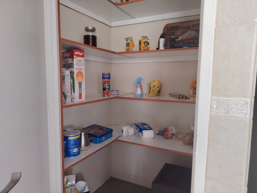 3 Bedroom Property for Sale in Fairview Golf Estate Western Cape